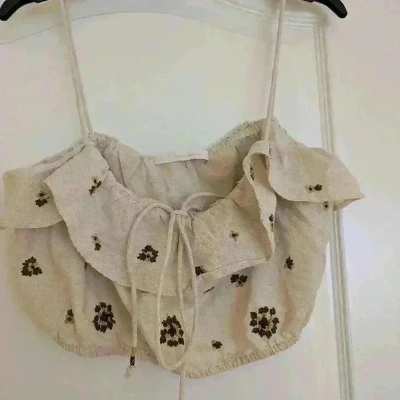 Zara  embroidered floral sunflower cotton crop top - Picture 3 of 8